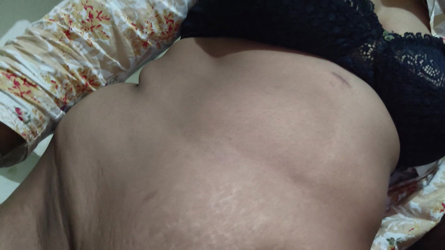 Aunty has very cool and boobs