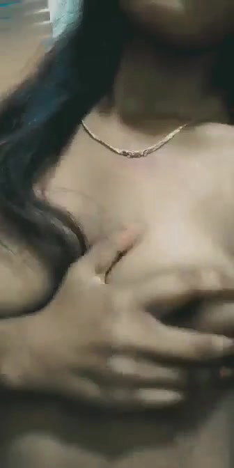 Cute Desi Girl Showing