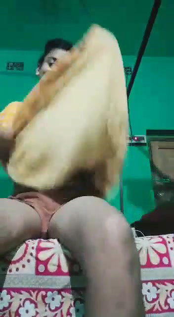 Beautiful Bengali Girl With Dirty Talk 2more Clip