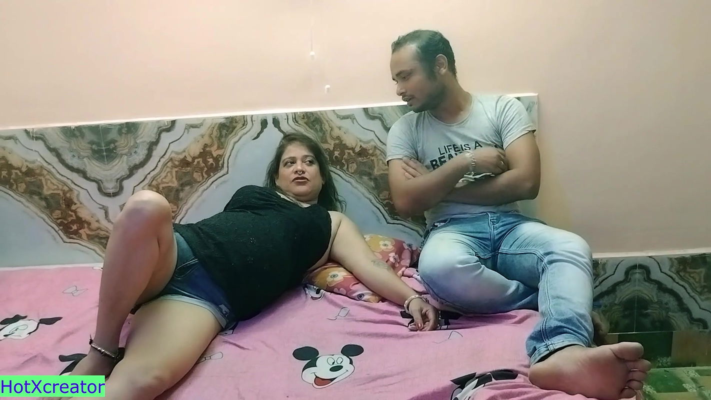 Beautiful Bhabhi Sudden Sex after Home Party! Real Sex