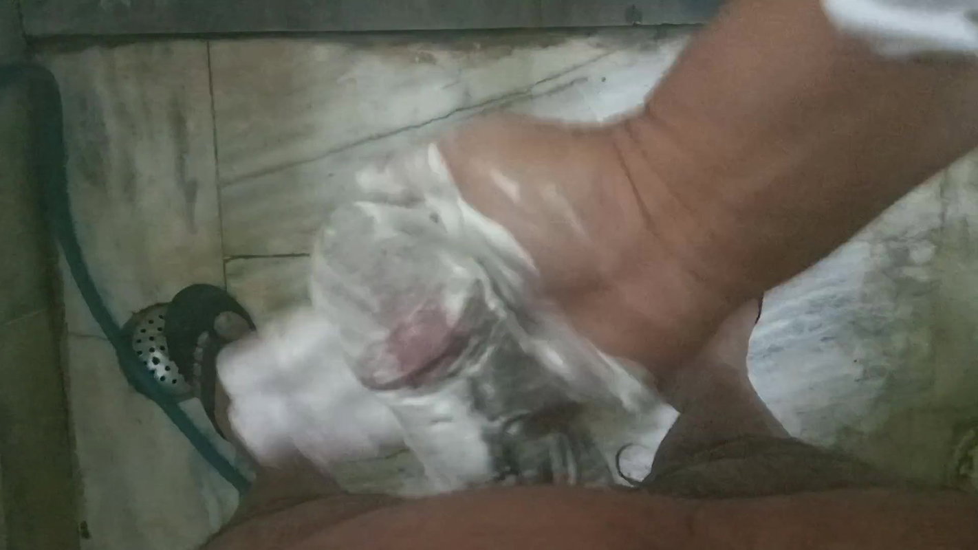 Beautiful Nurse’s Pussy In Public Bathroom Public bathroom recording bank executive