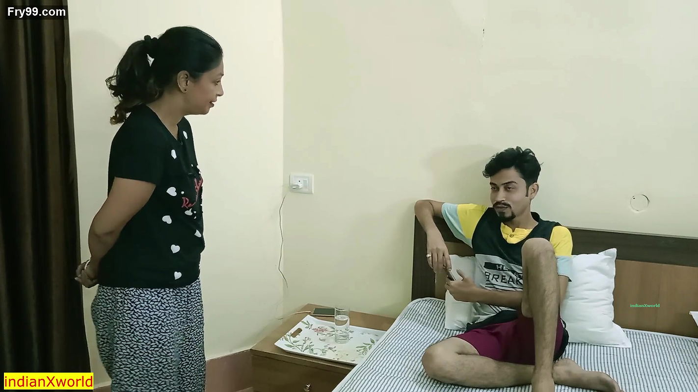 Indian hot body massage and sex with room service girl! Hardcore sex