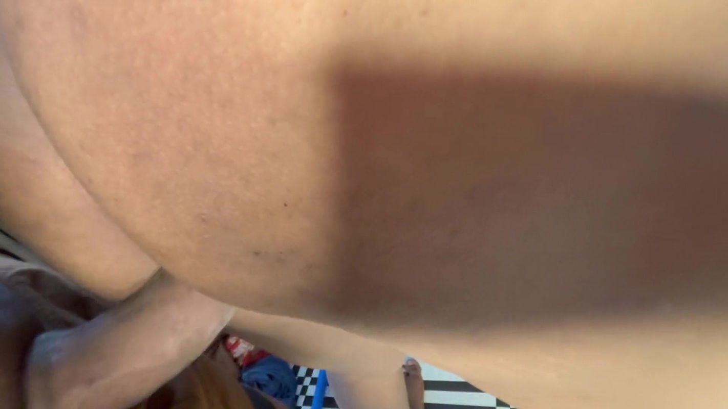 Bhabhi Ne Kiya Sex With Broom Fucking Couple Oil Pussy Massage Sex Chut Chudai