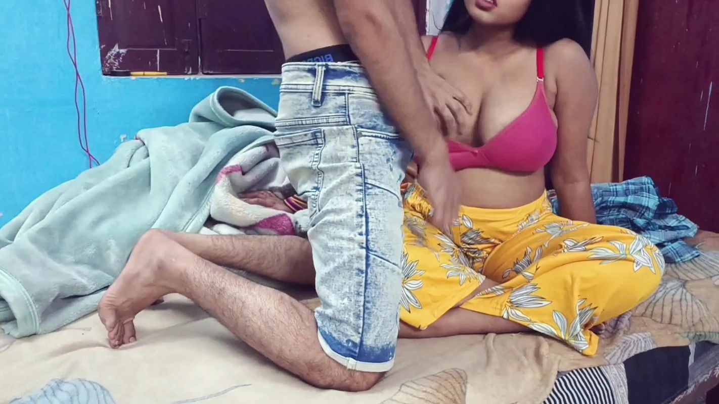 Bhabi tumhare chuye sexy he Hindi video sexy hot xxxsoniya