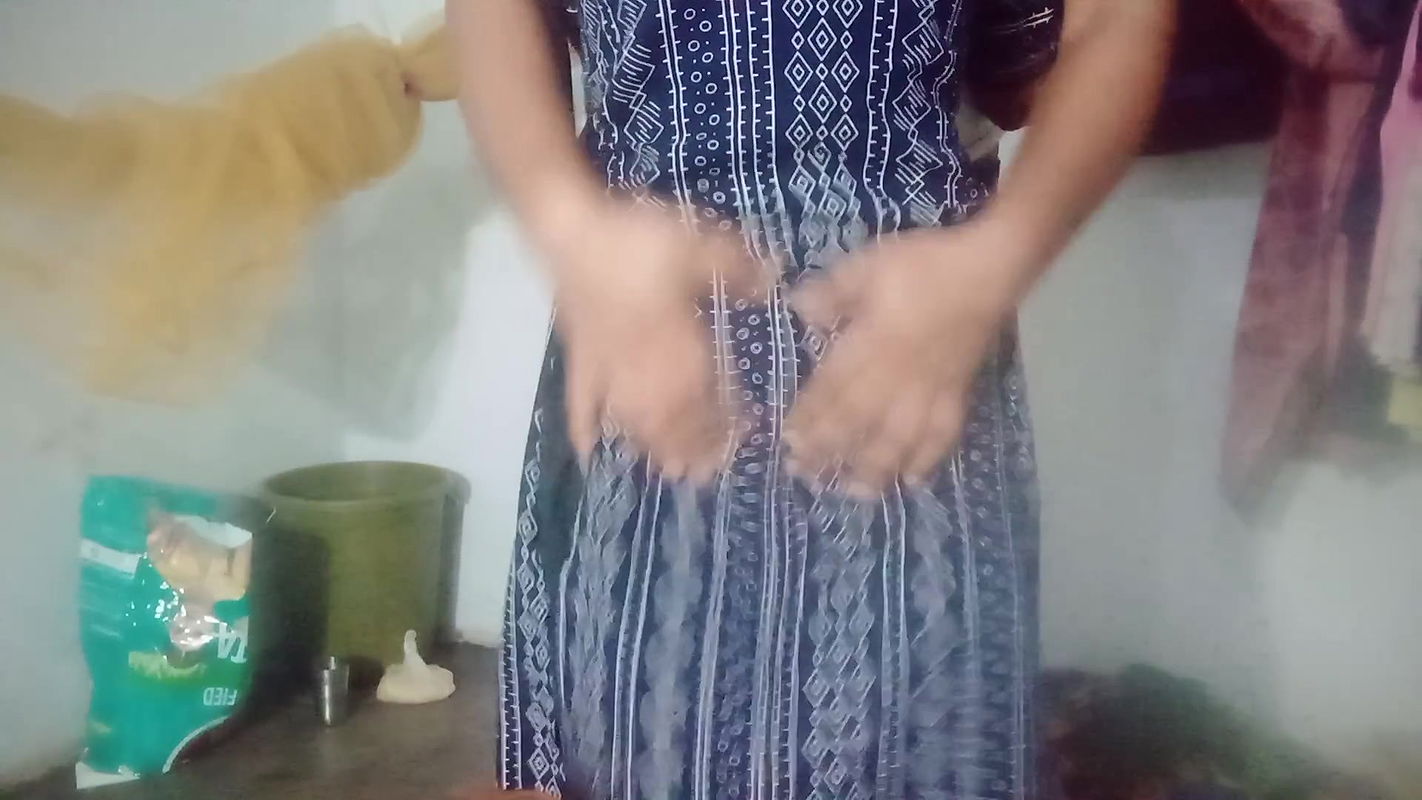 Big brother fuck his youngest stepsister in doggy style in our room