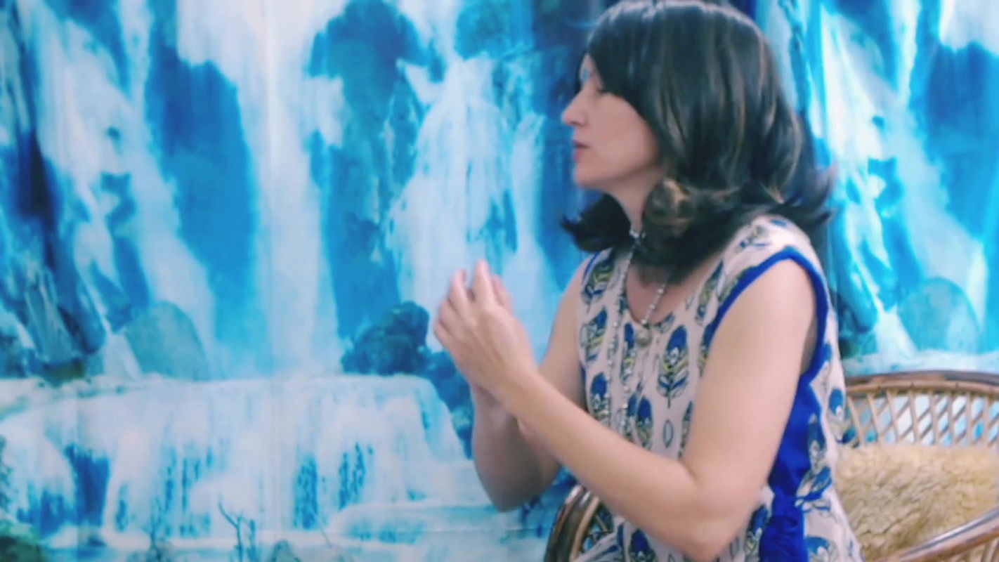 Busty mature wife blacked on cam