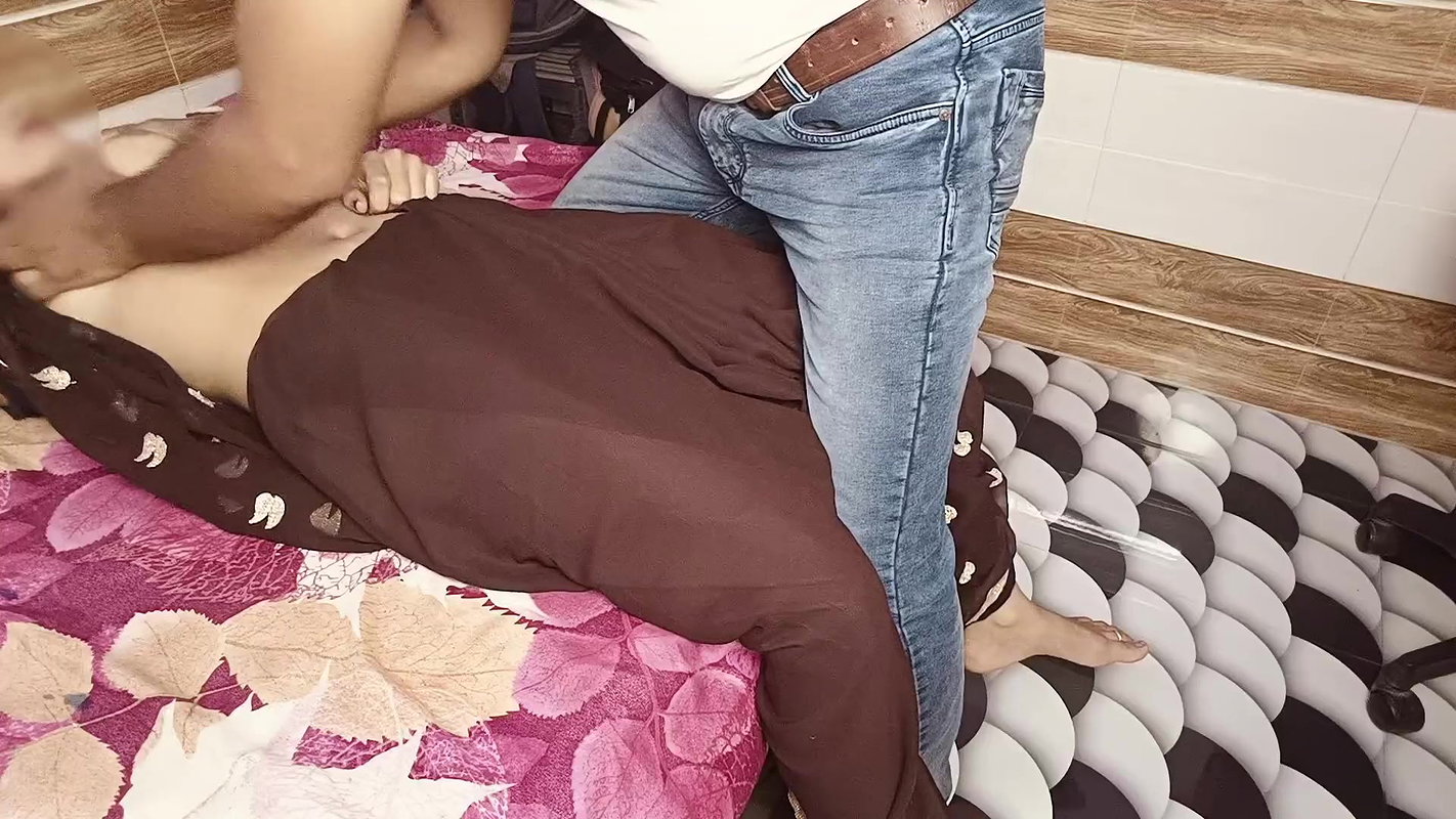 Caught hot and beautiful bhabhi watching porn in the kitchen  Then bhabhi had to give me her pussy