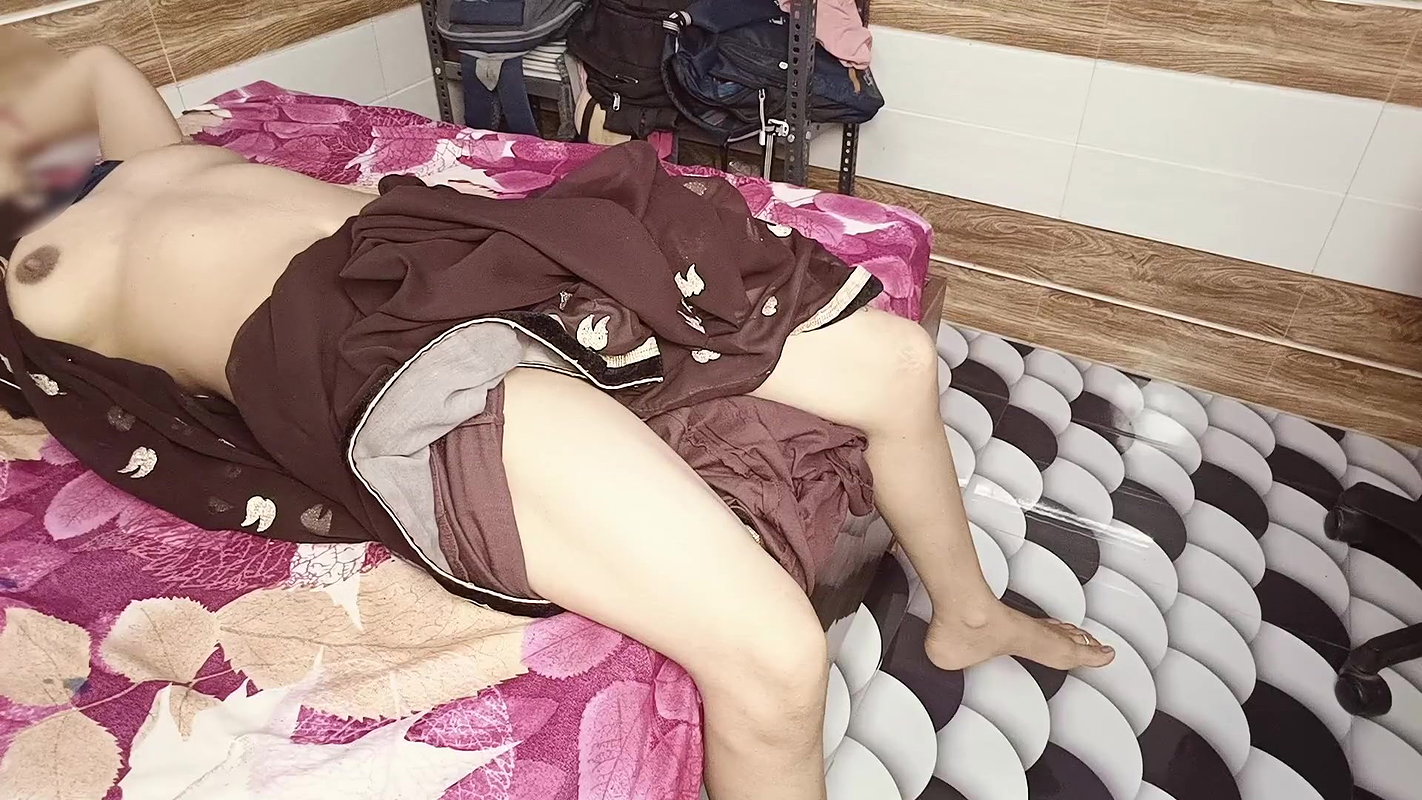 Caught hot and beautiful bhabhi watching porn in the kitchen  Then bhabhi had to give me her pussy