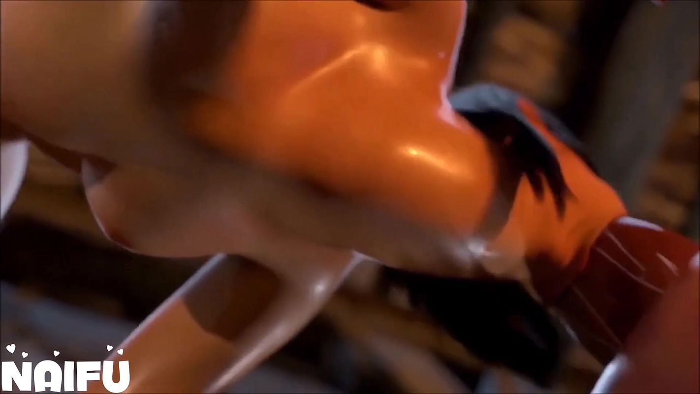 Cute Girl Summons A Big Dick Women And Let Her Fuck Really Hard