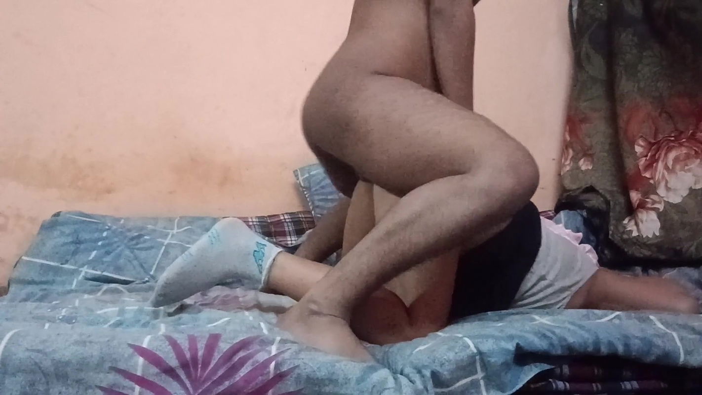 Dasi Bhabhi and dewar romantic sex videos hindi