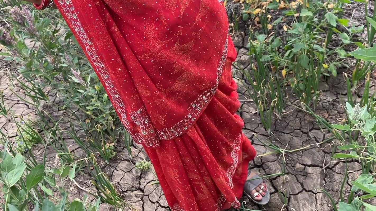 Desi aunty ki pussy , full sexy