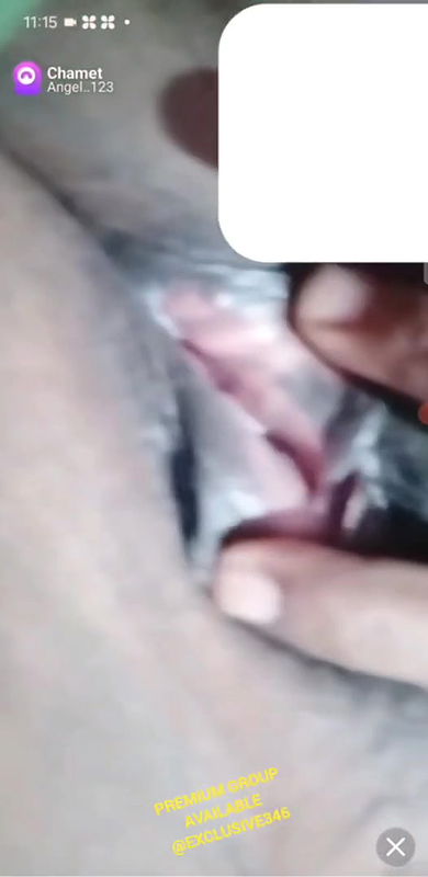 Angel123 Showing Her Big Boobs and Spreads Pussy on Chamet Live