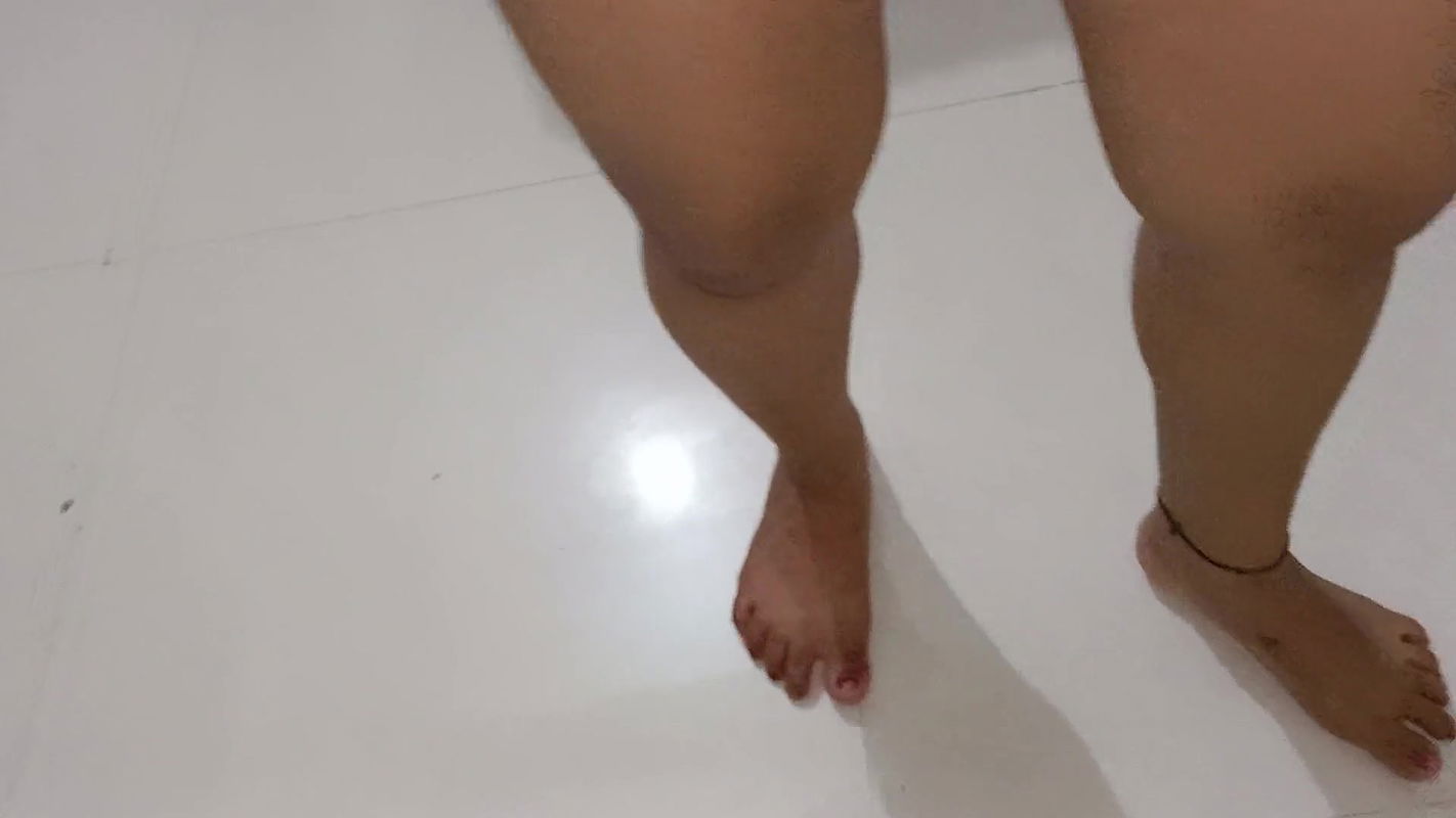 Desi girl ki chudai ghodi banakar choda