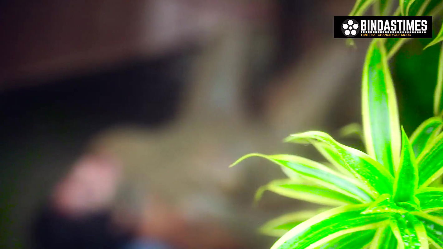 Desi Dhoban Bhabhi Ko Pani me gira ke khub choda ( Hindi Audio )