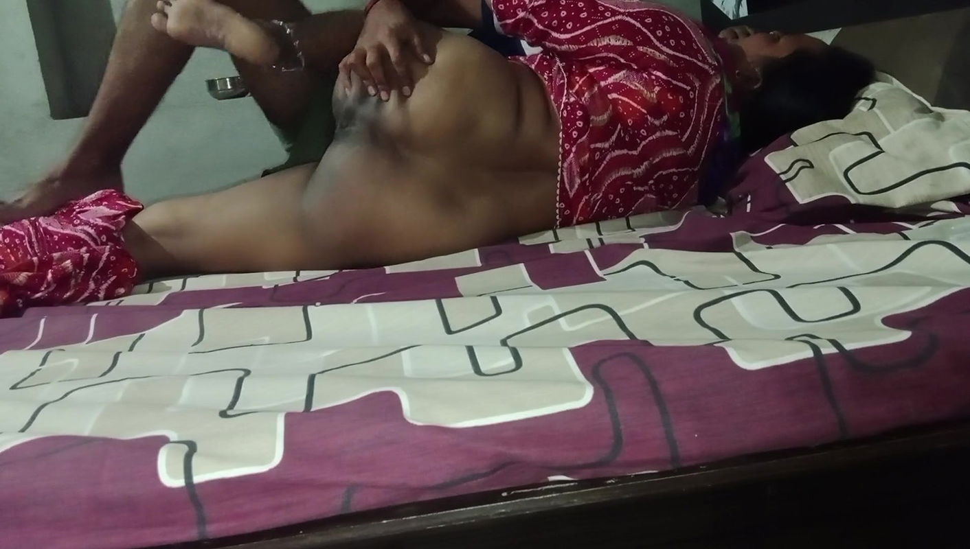 Desi chudai thick ass wali bhabhi