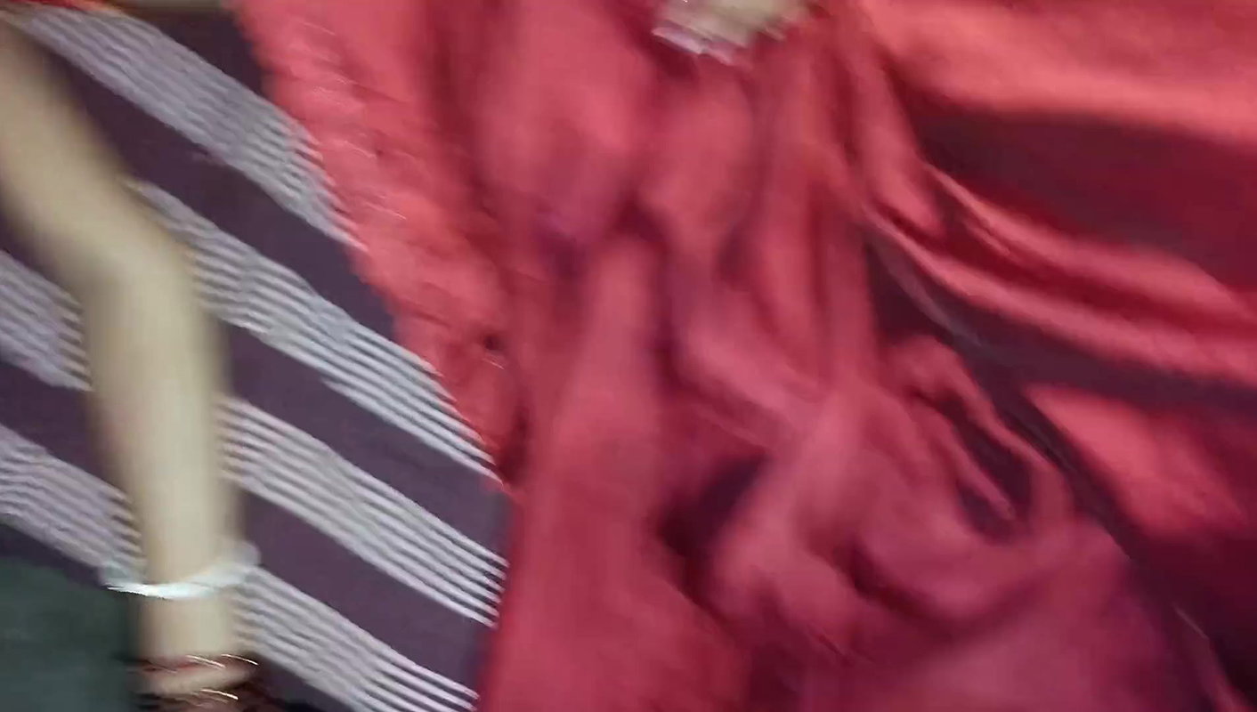 Cute bhabhi sexy red saree outdoor sex video