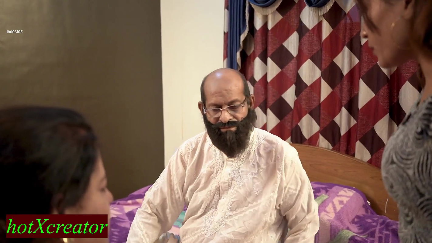 Village Doctor Fuck Hot Patient! Baba ki dawai!