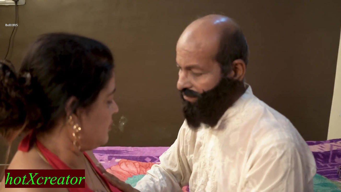 Village Doctor Fuck Hot Patient! Baba ki dawai!