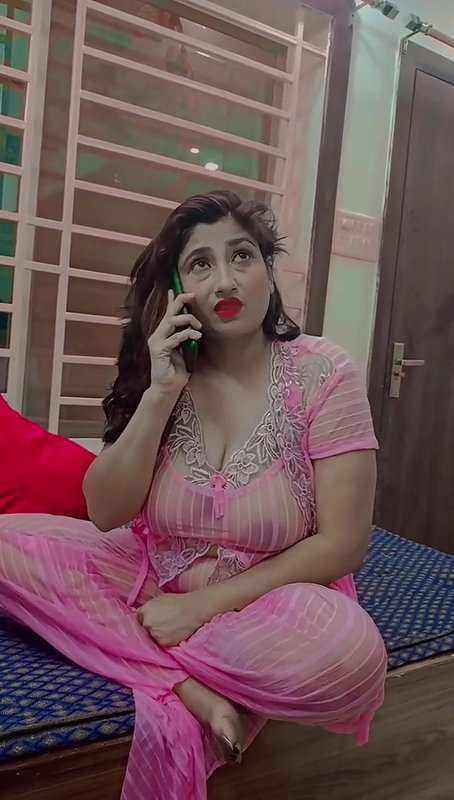 Soniya Sonu Showing Boobs in Transparent Dress