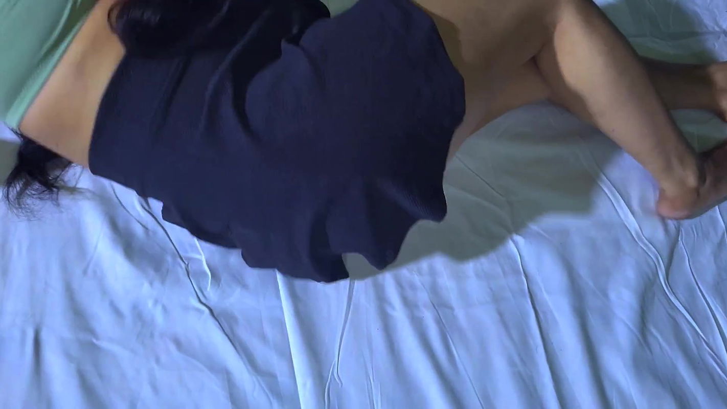 My stepsister had very hunger of hardcock inside her swollen pussy