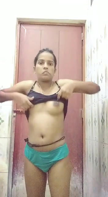 Desi Girl Shows Her Boobs and Pussy 3