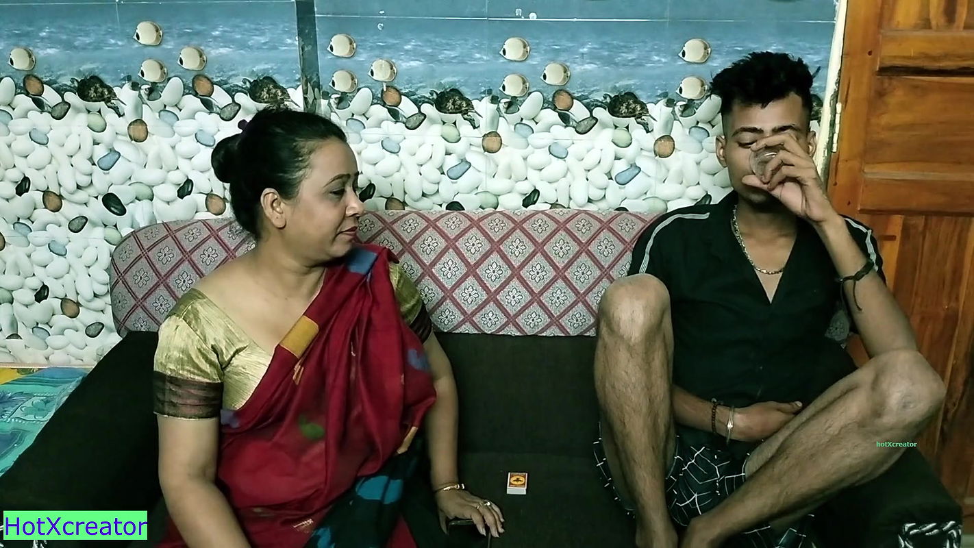 Indian hot aunty hardcore sex! Uncle caught us naked!