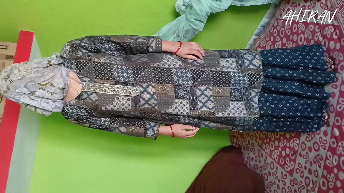 INDIAN GIRL REVIEW AND FOREPLAY HER BREASTS