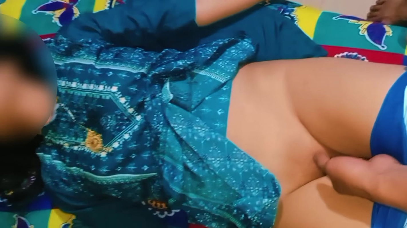 Indian desi, village girl, tight pusssy newly married wife, desi village bhabhi first time sex, local village new sex video
