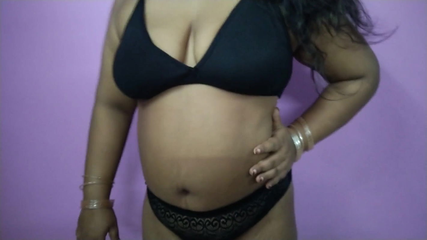 Indian Desi Girl Enjoy