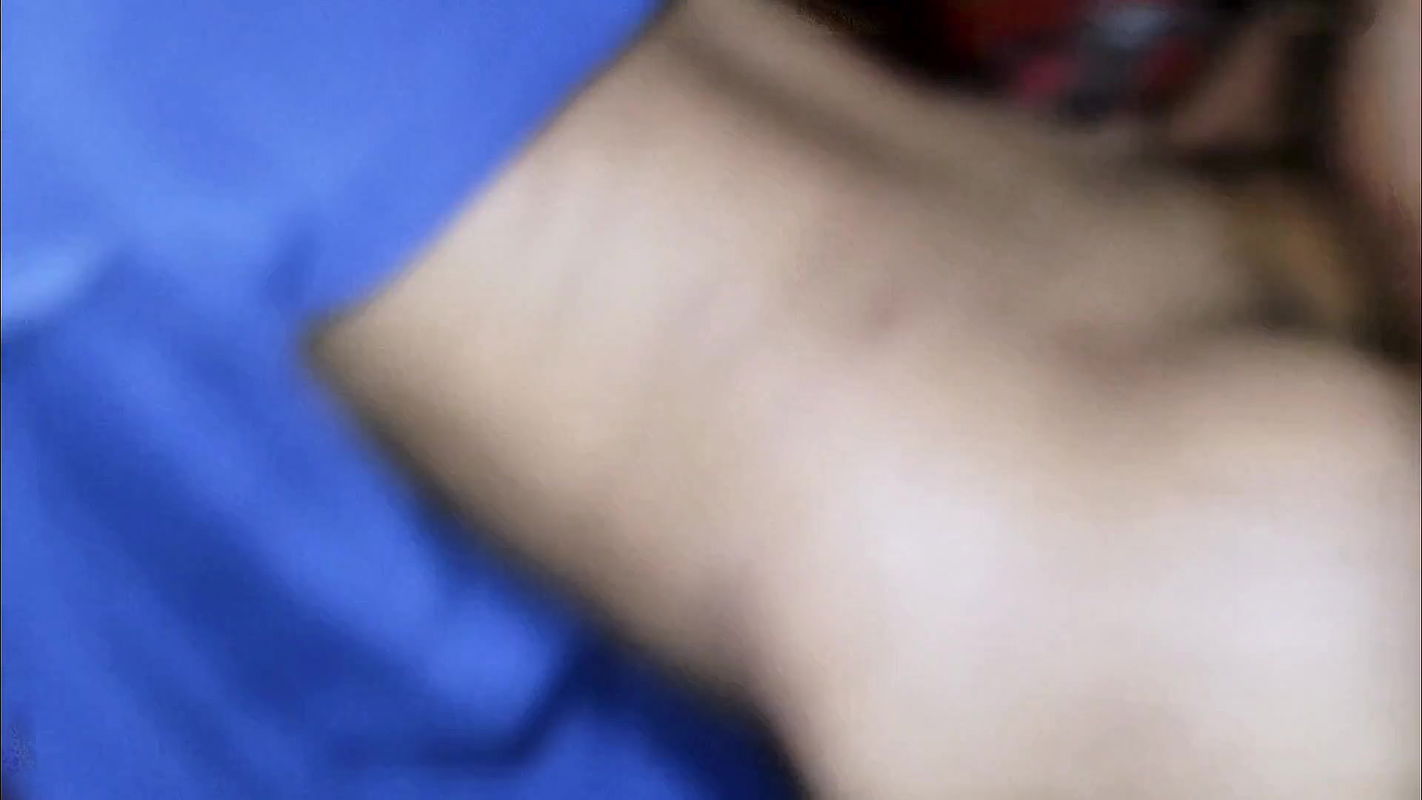 I found the maid alone in an empty house and fucked her