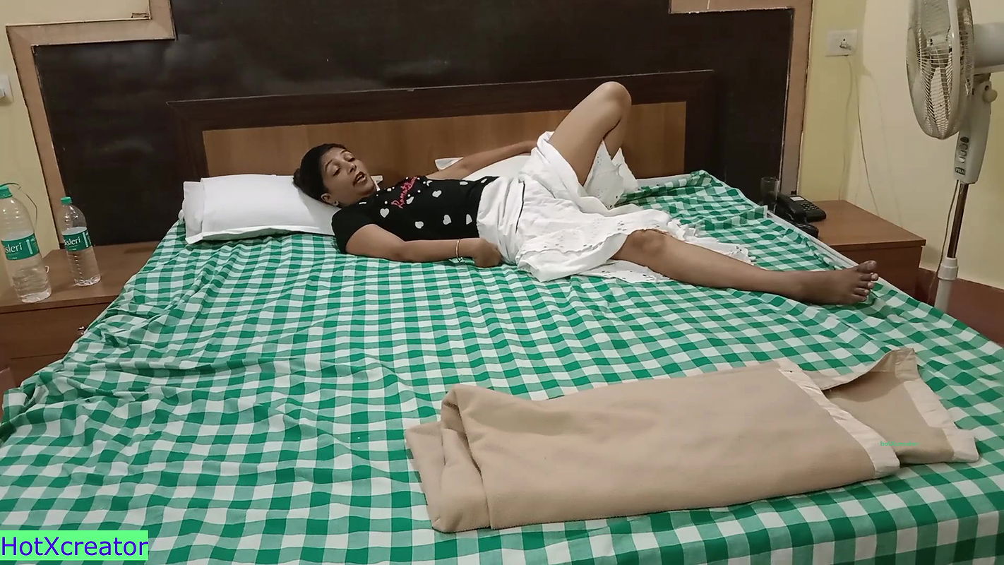 Hot Beautiful Girl Has Professional Sex With Unknown Boy! With Clear Audio