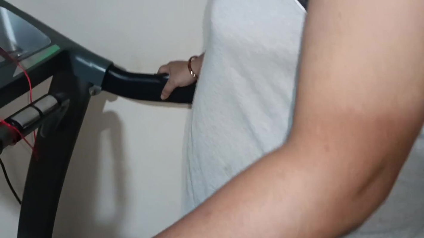 Horny stepsister walking nude in gym, pervert stepfather filming her move