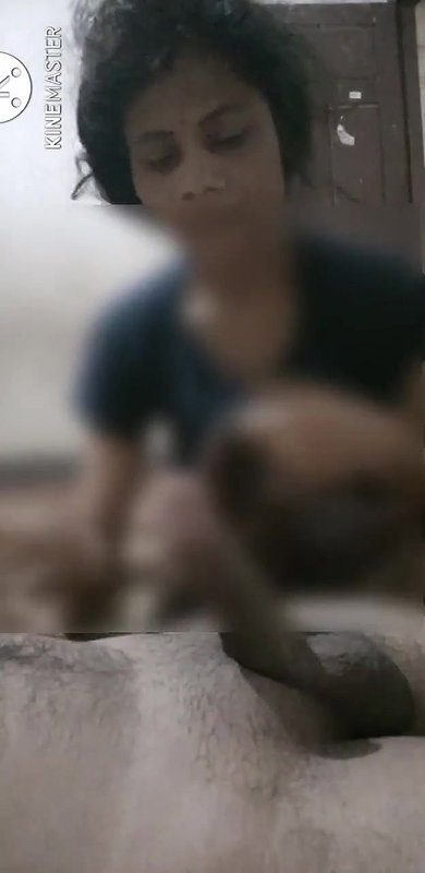 Desi Bhabhi Blowjob