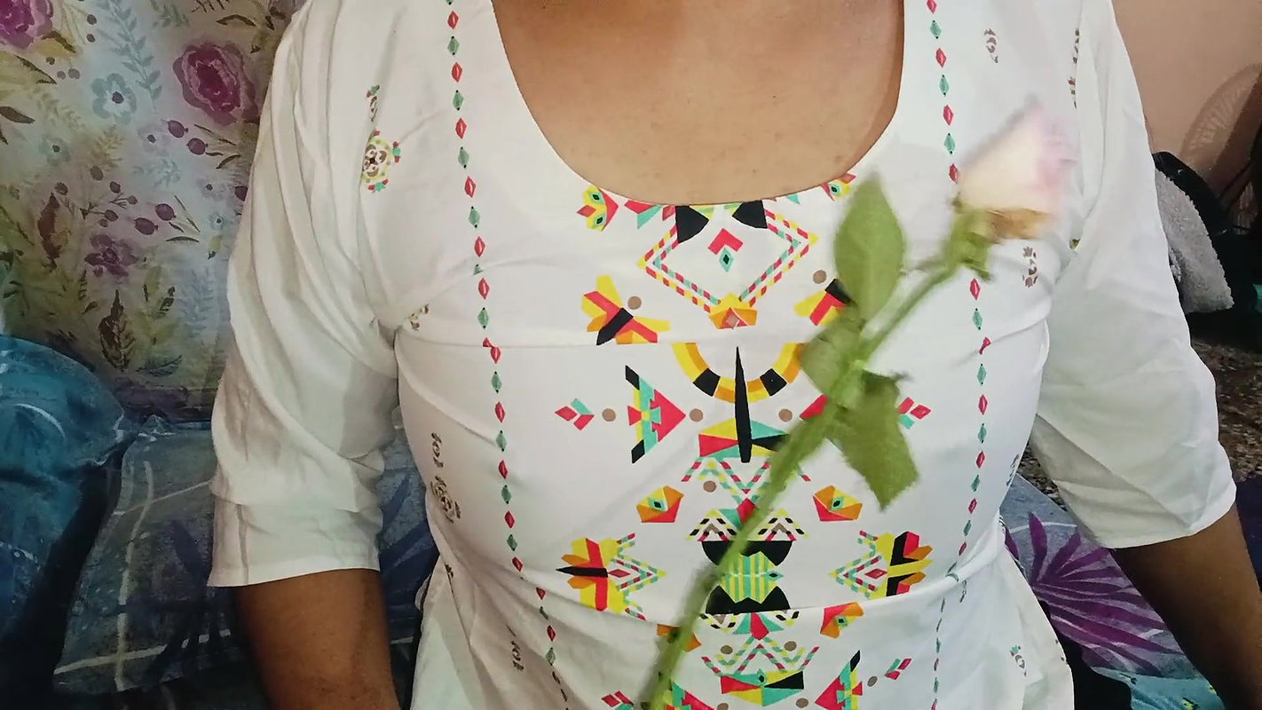 Girl friend ko room mein pal diya indian girl friend Sex videos homemade