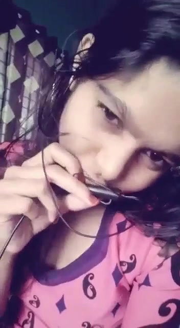 Beautiful Cute Bengali Girl Showing
