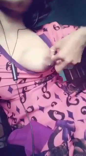 Beautiful Cute Bengali Girl Showing