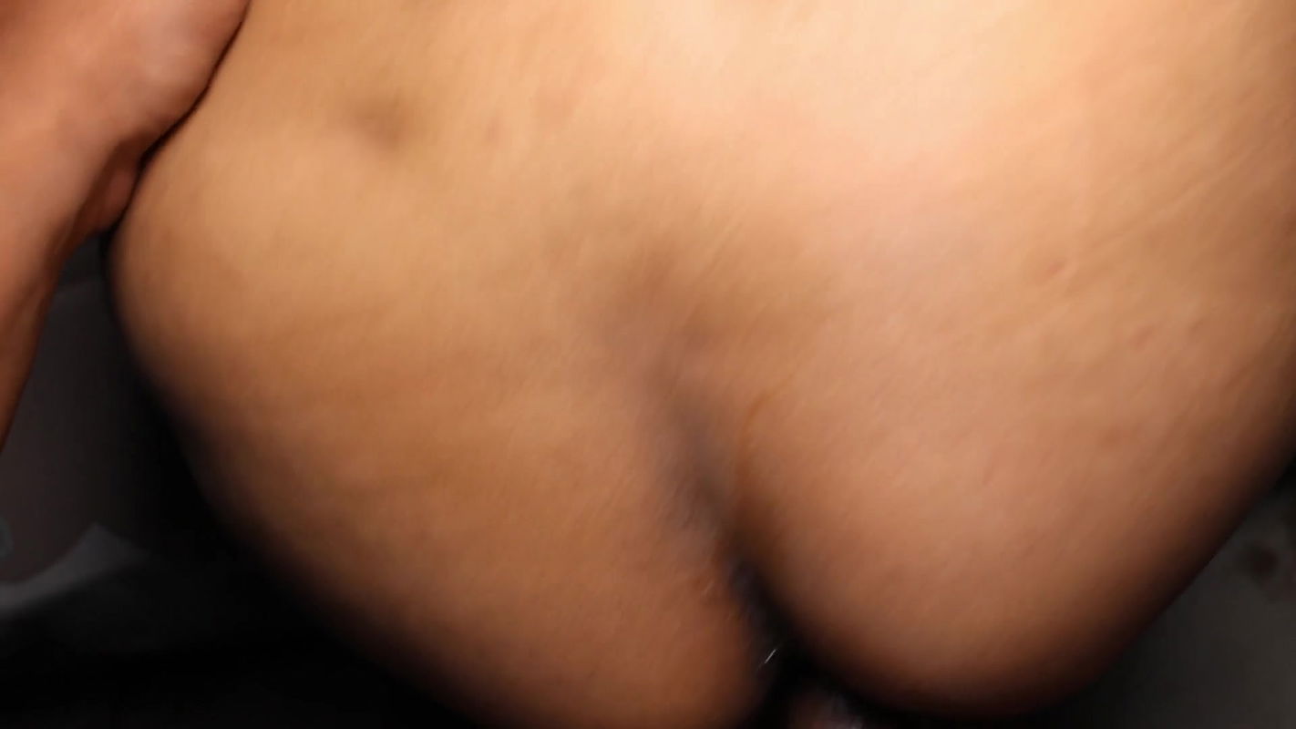 Fuck my girlfriend in a different style by inserting my cock in her big Ass