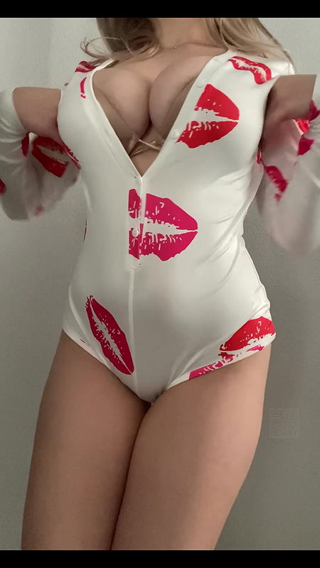 Only fans star Ava Bamby video collection