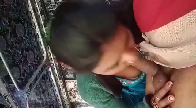 Desi Village Gf Sucking Bf Dick