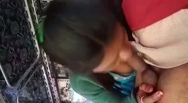 Desi Village Gf Sucking Bf Dick