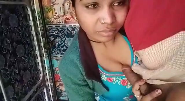 Desi Village Gf Sucking Bf Dick
