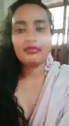 Bangladeshi Beautiful Girl Showing