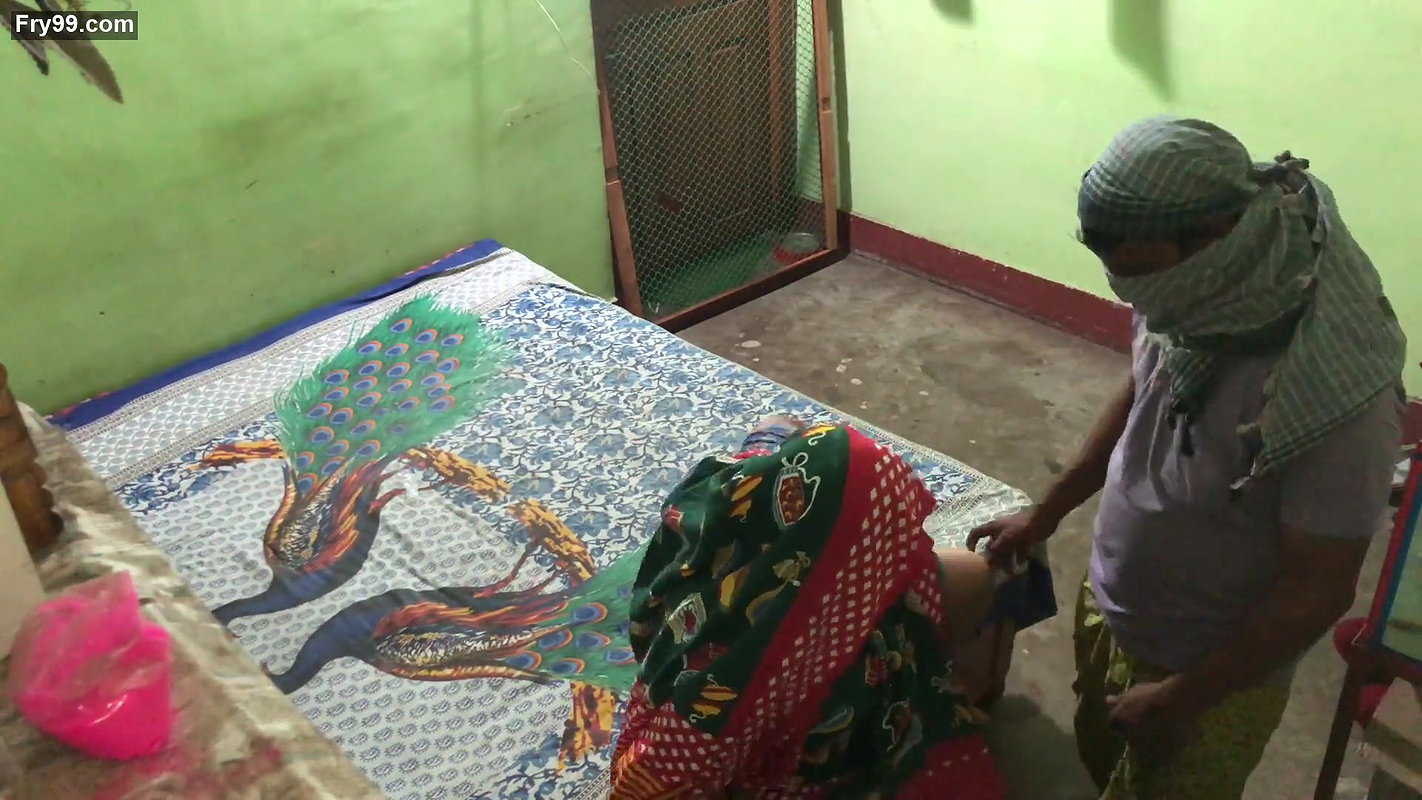 Sahu bhabhi ko Pados ke dewar ne jor jor se pela