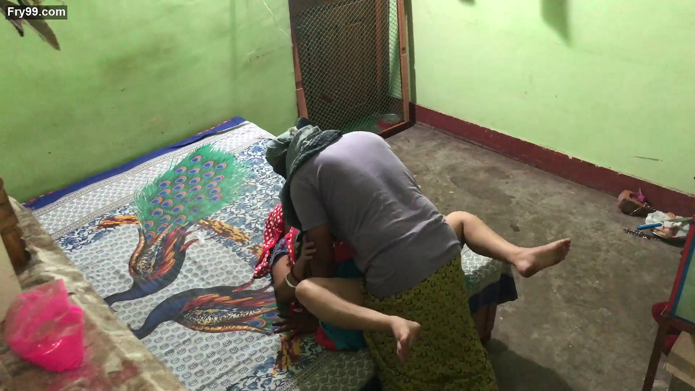 Sahu bhabhi ko Pados ke dewar ne jor jor se pela