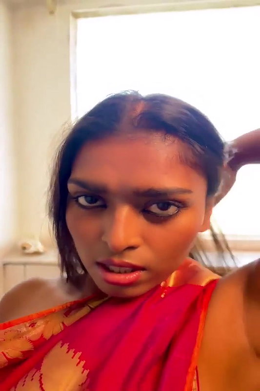 Desi sexy inta model sare photoshot