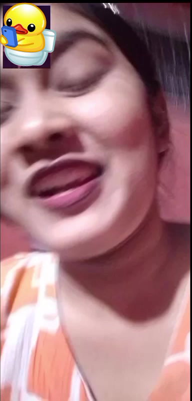 Really cute cam girl non nude