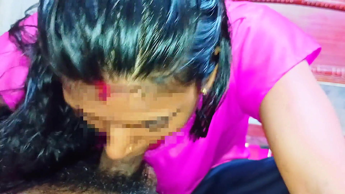 Bhabhi msterbuting and sucking big desi bhangaladeshi bhabhi