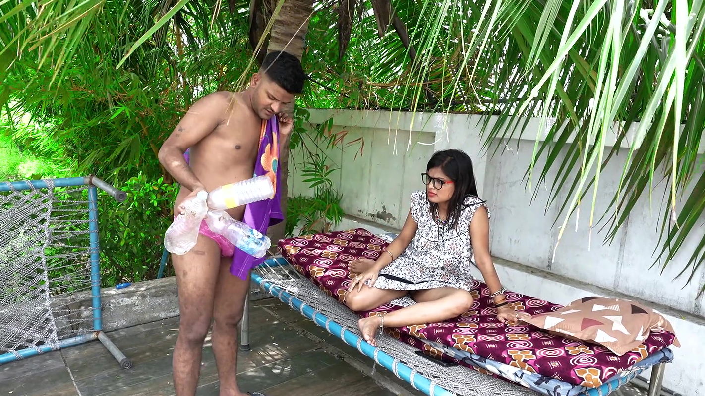 indian hot wife fucked with beggar in garden Horny Watching Porn Together and rough sex in hind