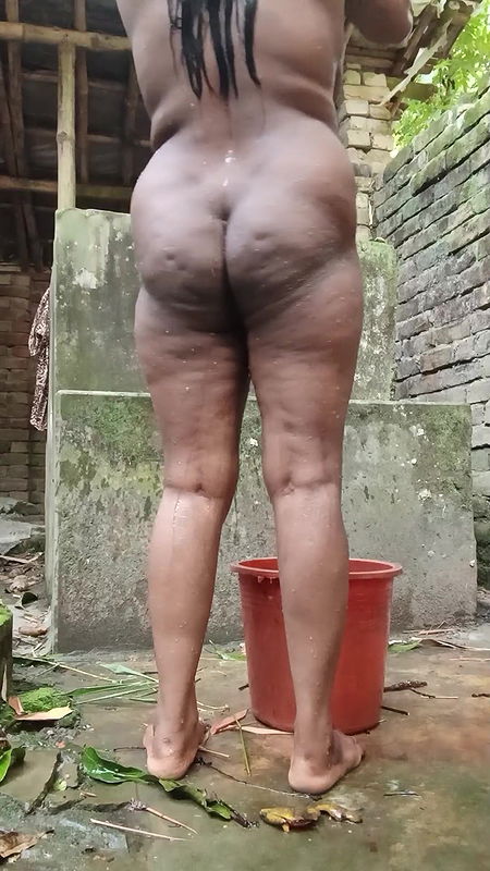 Bengali Village Girl Showering Outdoors Real Scene