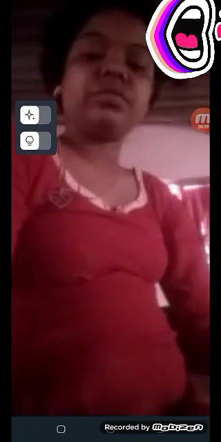 Bhabhi showing